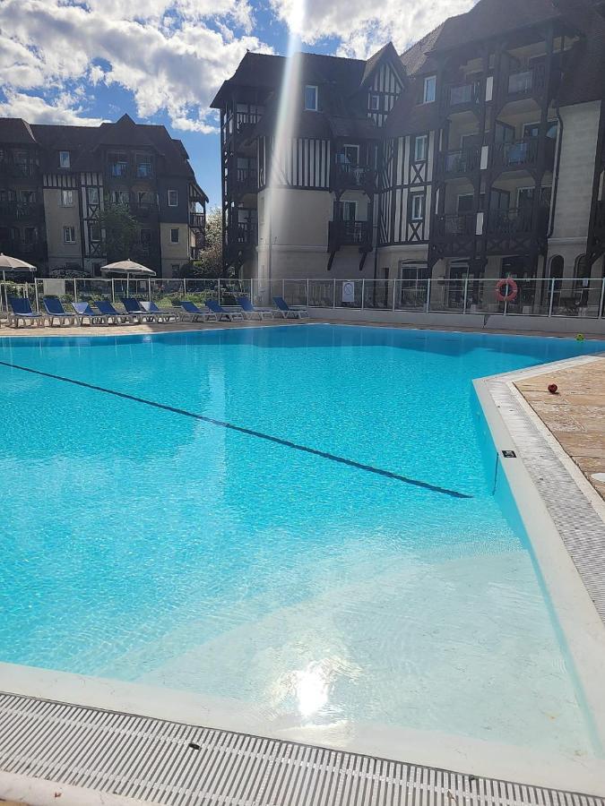 Magnifique Appartement 2 Pieces Deauville Esterno foto
